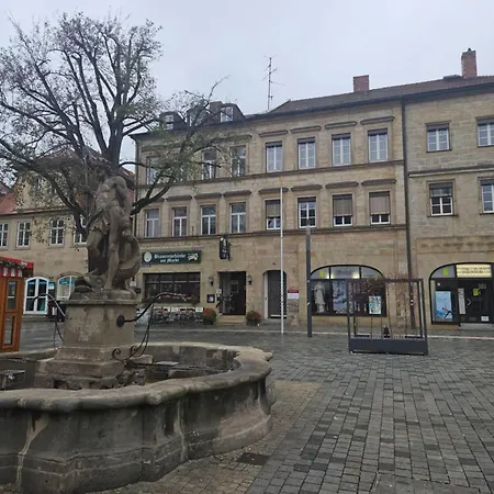 Zentral In Fussgaengerzone, 3 Schlafzimmer, 6 Personen *